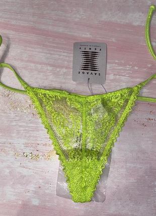 Кислотно зелені мереживні блискучі трусики стрінги бікіні на зав‘язки від savage fenty by rihanna на подарунок на особливий випадок very sexy5 фото
