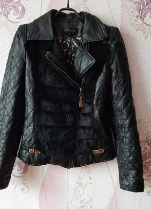 Черная кожаная (pu) утипленная куртка косуха на синтепоне с натуральным мехом3 фото