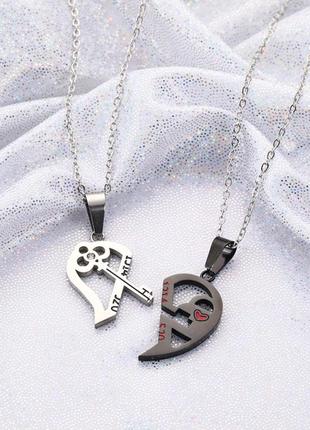 Парные кулоны сердце с ключиком и замочком черно-серебристые6 фото
