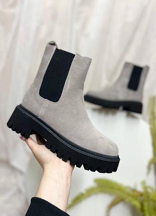 Жіночі зимові черевики