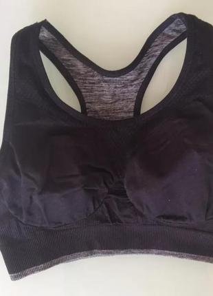 Спортивний топ