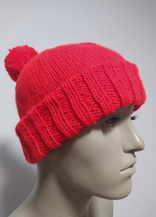 Гарна тепла в'язана жіноча зимова шапка hand made3 фото