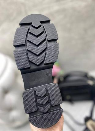 Стильні чорні практичні теплі зимові черевики натуральна шкіра на хутрі7 фото