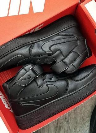 Теплі кросівки на натуральному хутрі nike air force night чорні