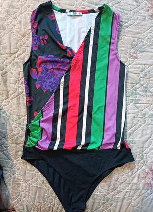 Класний стильний боді купальник тріко фітнес спорт просто так.