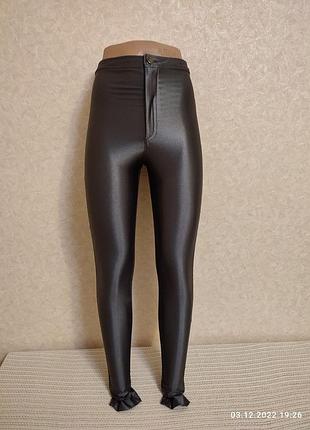 Брюки/скінні завужені з високою посадкою