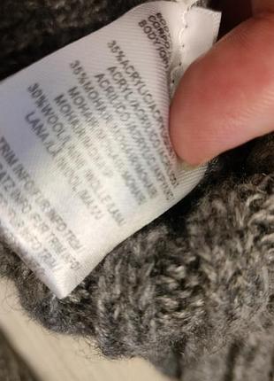 Мягесенька симпатична кофта. 4