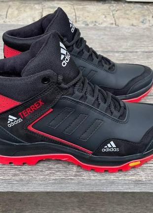 Чоловічі шкіряні зимові кросівки adidas