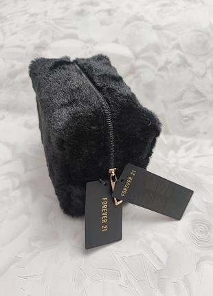 Удобная черная плюшевая косметичка forever 21 органайзер