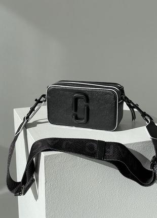 Сумка marc jacobs small camera bag line black