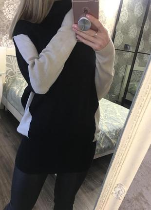 Объемный тёплый свитер в составе 15% шерсть