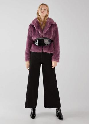 Шубка з екохутра bershka