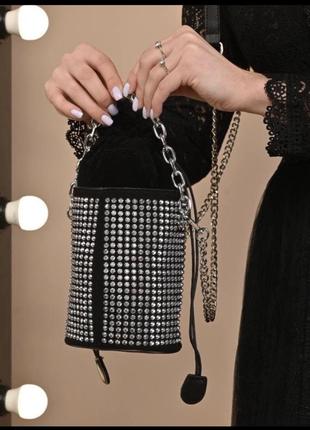 Красива вечірня сумочка декорована камінням!