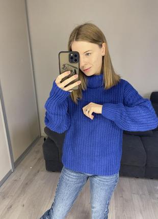 Светр  reserved