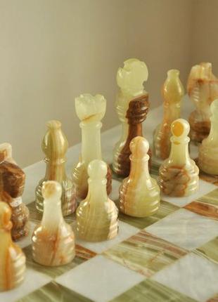 Шахматный стол из натурального камня оникс4 фото