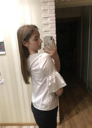 Женская блузка с вышивкой3 фото