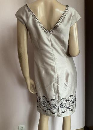 Фірмове шовкове коктельне плаття з вишивкою/s- m/ brend monsoon3 фото