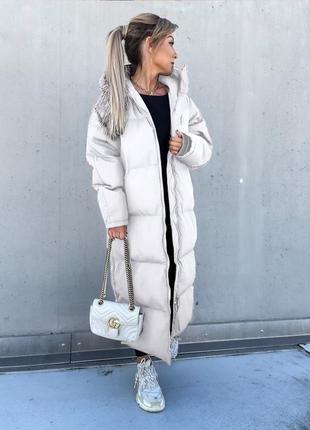 Довге жіноче пальто