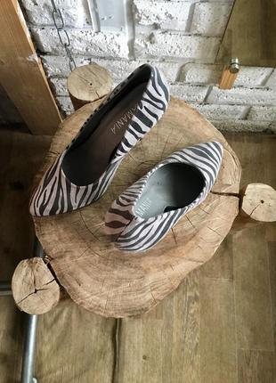 Туфлі