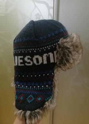 Стильна теплющая шапка - вушанка
