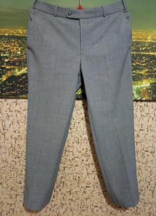 Шикарні чоловічі, сірі штани 40% щерсти 44