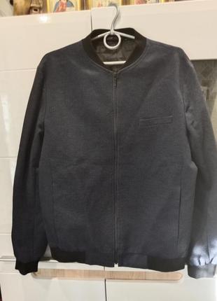 Чоловіча куртка бомбер розмір євро 42