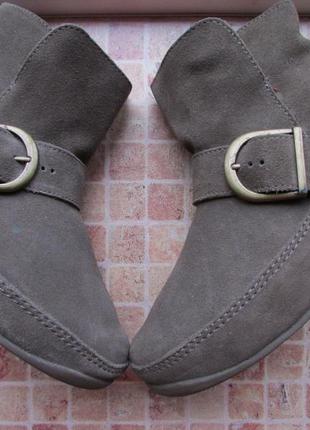 Чоботи fitflop оригинал довжина по устілці 23 см