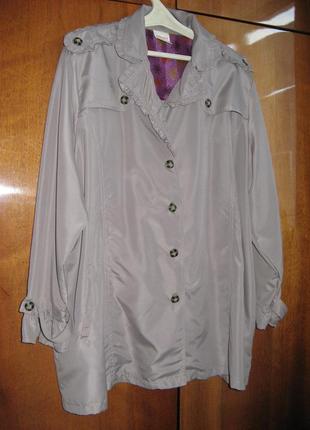 Дуже елегантний жакет кольору попелястої троянди!