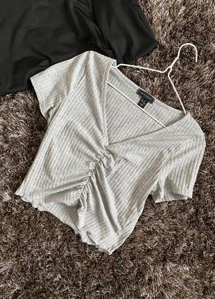 Топ із затяжками