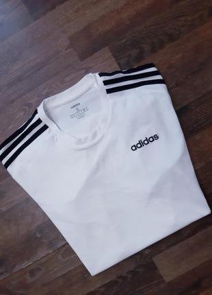 Мужская белая футболка adidas5 фото