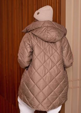 Гарна стьобана зимова куртка9 фото