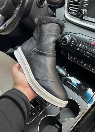 Чоловічі зимові шкіряні ботінки уги чорні