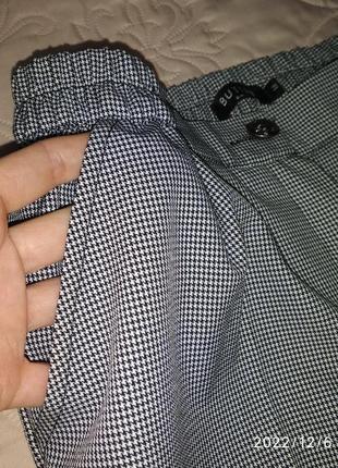 Класичні штани брюки нусяча лапка стрілки база button3 фото