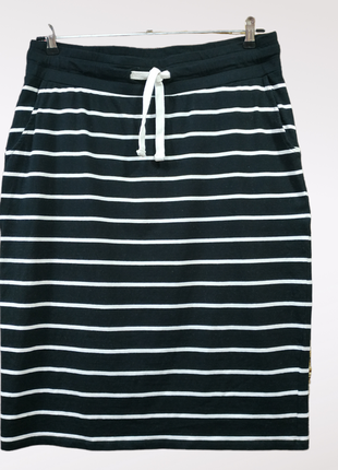 Гарна трикотажна спідниця