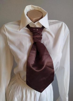 Широка краватка "шарпей", шоколадного кольору.
