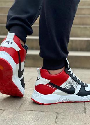 Шкіряні зимові теплі кросівки
nike air 270 white|red5 фото