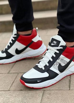 Шкіряні зимові теплі кросівки
nike air 270 white|red4 фото