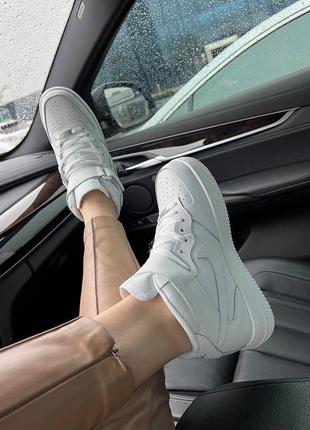 Женские высокие кожаные кроссовки с мехом nike air force high white fur#найк4 фото