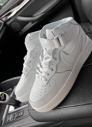 Женские высокие кожаные кроссовки с мехом nike air force high white fur#найк6 фото