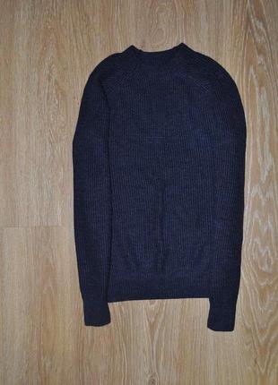 Мягкий темно синий свитер с добавлением шерсти uniqlo