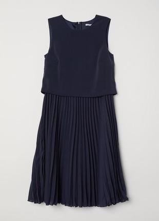 H&m платье темно синее плиссе плиссерованное миди классическое нарядное праздничное