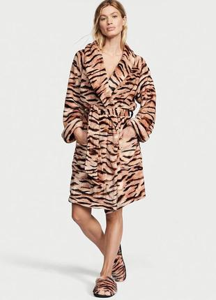 Victoria's secret ́s victorias secret віктория сикрет халат короткий cozy plush short robe