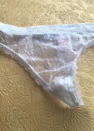 Сексуальные белые кружевные трусики victoria secret