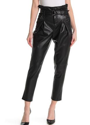 Брюки под кожу с высокой посадкой и поясом от blanknyc