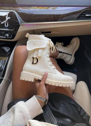 Жіночі черевики  nude boots beige / smb