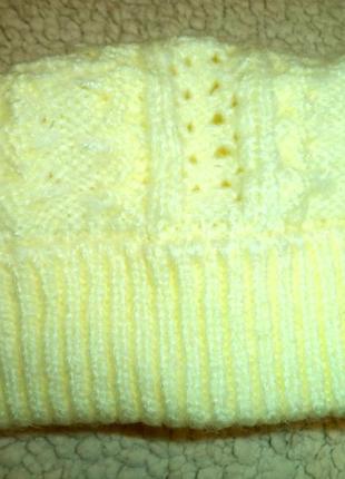 Беломолочная зимняя шапка3 фото