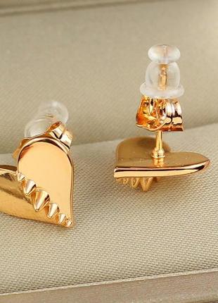Серьги гвоздики xuping jewelry строгое сердце 1,3 см золотистые