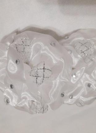 Нарядные бантикина резинке