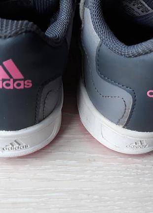 Кроссовки adidas размер 30 3