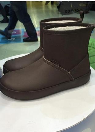 Сапоги Crocs шкіряні шльопанці